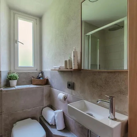 Apartament Ama'ca Dulza - By Myhomeincomo *